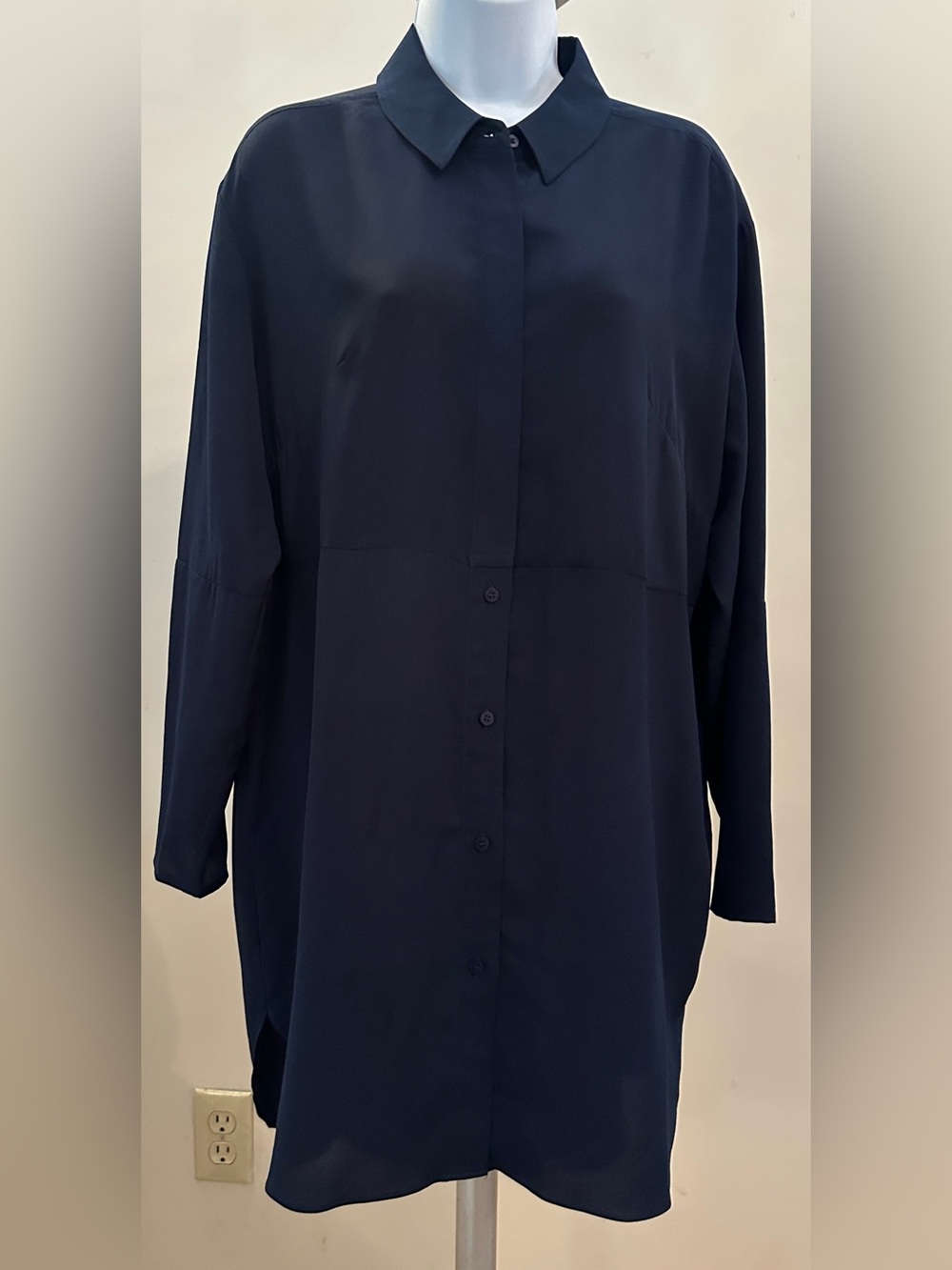 French Connection Women's Navy Button-Down Longline Shirt no